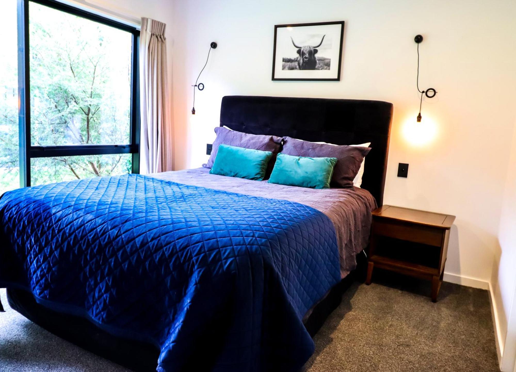Black Barn Modern: Luxe Martinborough Escape Exterior foto